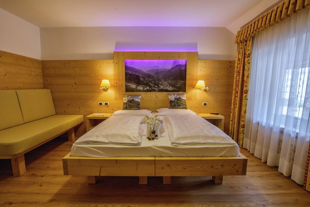 Hotel Garni Snaltnerhof Ortisei Kültér fotó