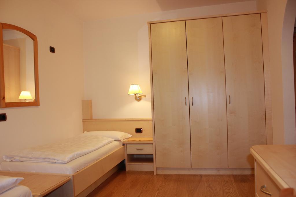Hotel Garni Snaltnerhof Ortisei Kültér fotó
