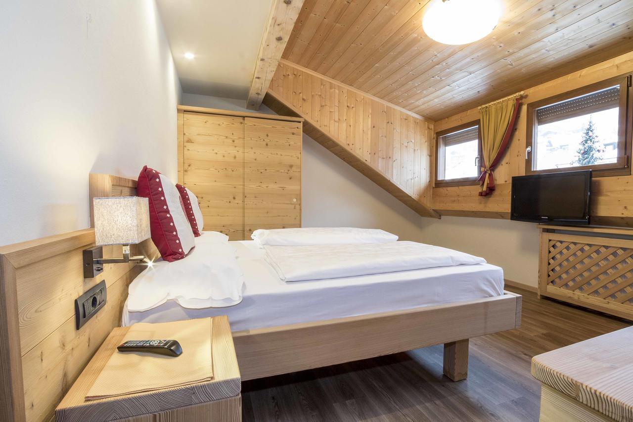 Hotel Garni Snaltnerhof Ortisei Kültér fotó