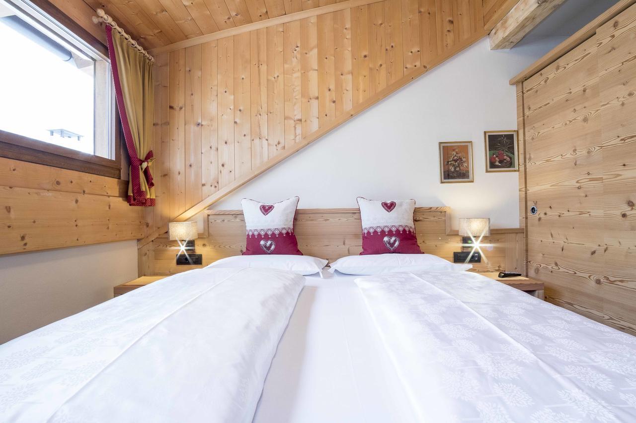 Hotel Garni Snaltnerhof Ortisei Kültér fotó