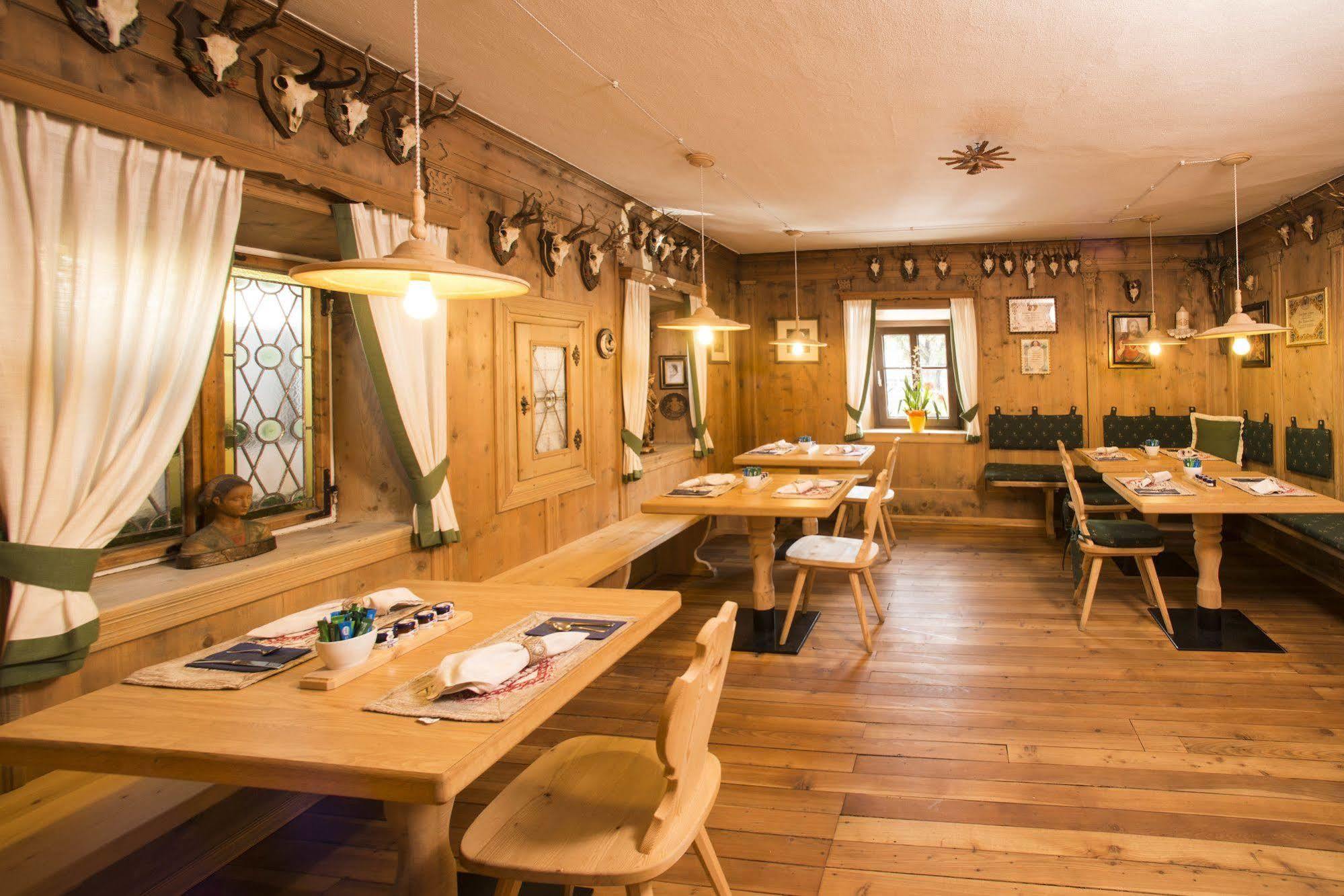 Hotel Garni Snaltnerhof Ortisei Kültér fotó
