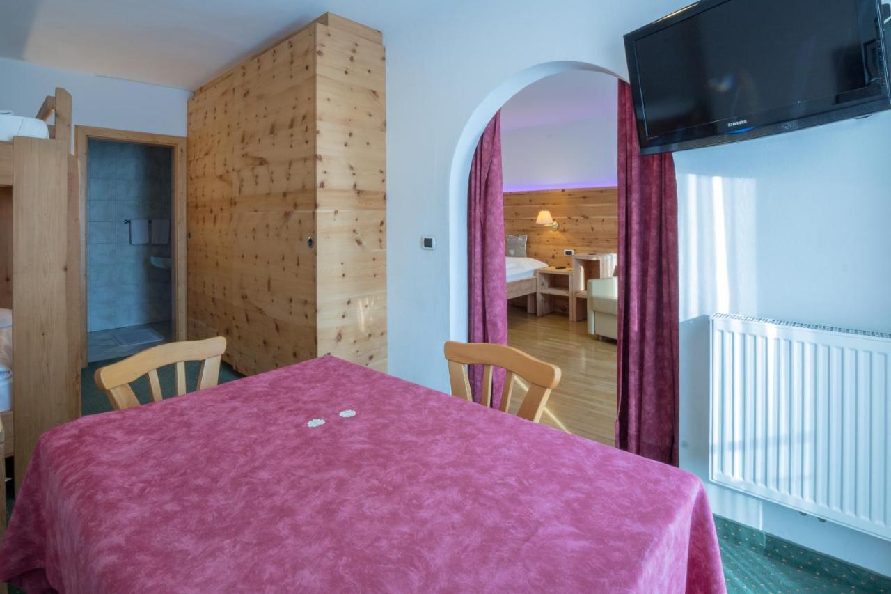 Hotel Garni Snaltnerhof Ortisei Kültér fotó