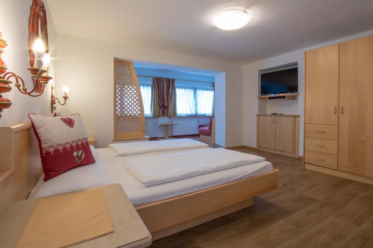 Hotel Garni Snaltnerhof Ortisei Kültér fotó