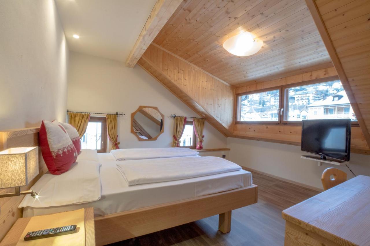 Hotel Garni Snaltnerhof Ortisei Kültér fotó